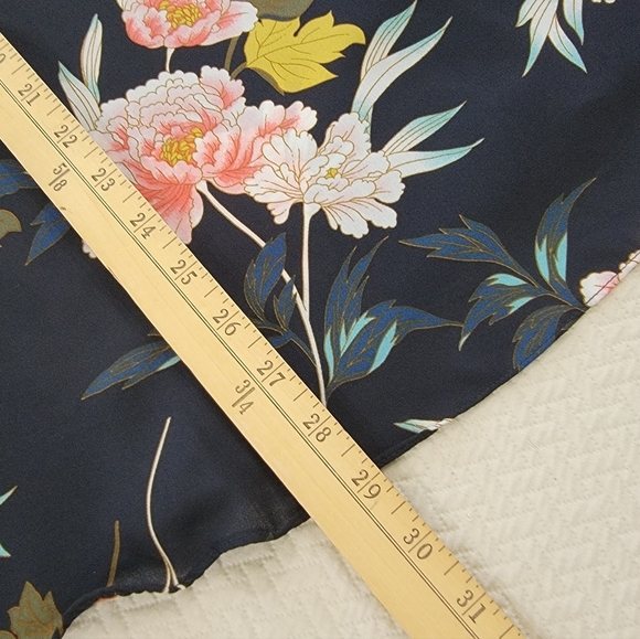 C est. 1946 Floral Black Blouse With Statement Sleeves Size 18 / 20 Ruffle - Picture 8 of 15